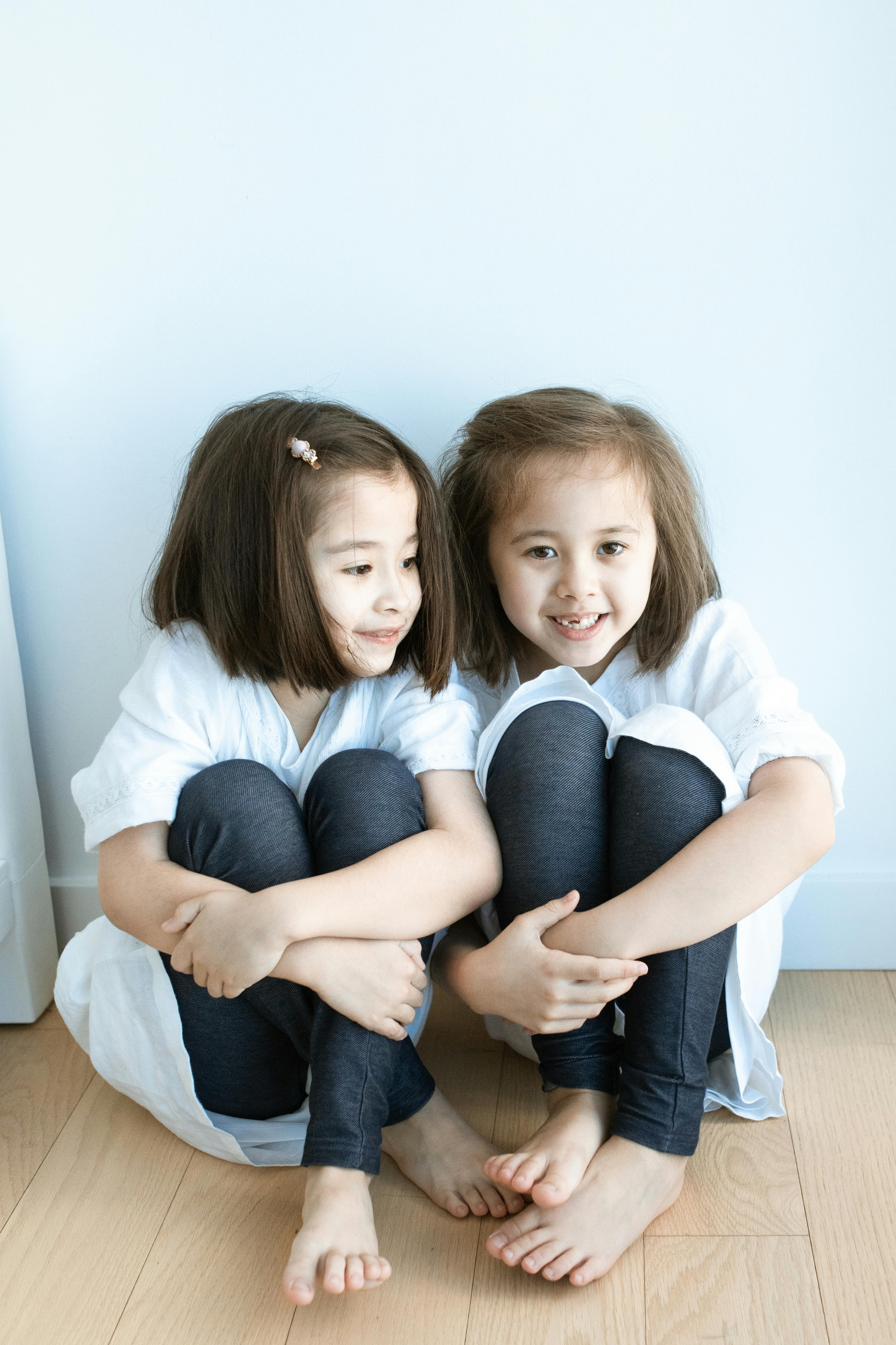 案例作品画面：企业宣传与品牌视觉